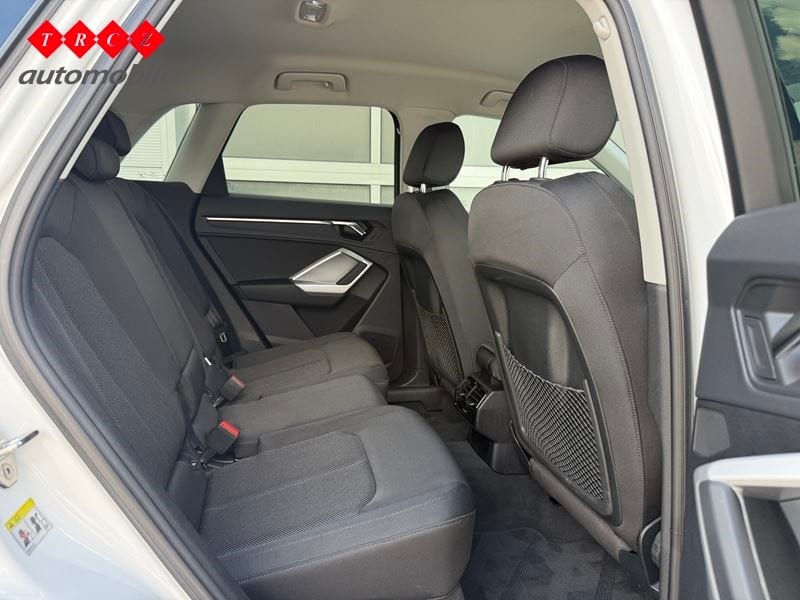 AUDI Q3 35TDI S tr Advanced+ - 5
