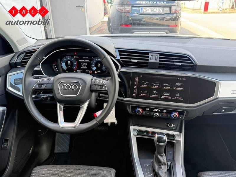 AUDI Q3 35TDI S tr Advanced+ - 8