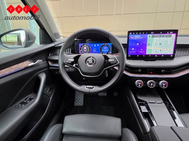 ŠKODA SUPERB L&K 2.0 TDI 4X4 DSG - 10