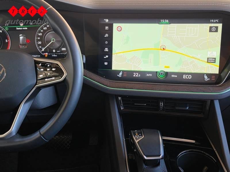 VW TOUAREG 3.0 TDI DSG 4Motion - 10