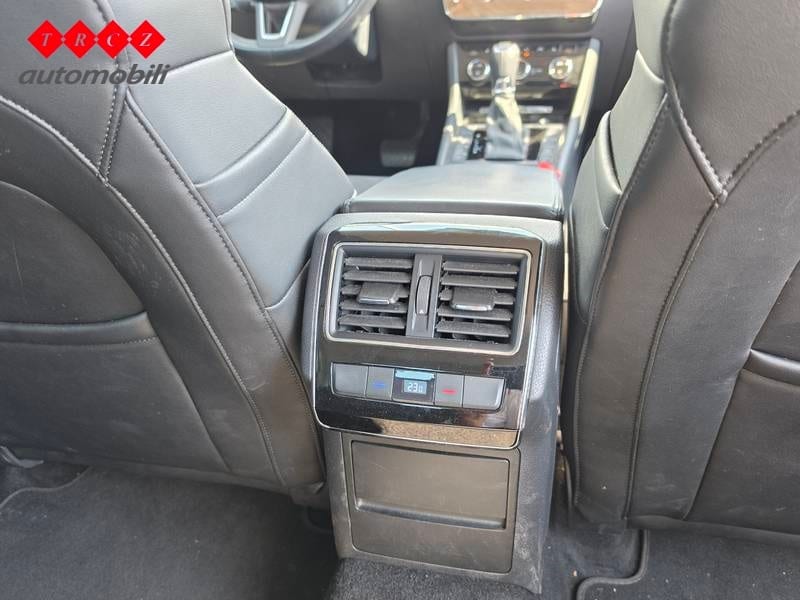 ŠKODA SUPERB 2.0 TDI DSG - 8