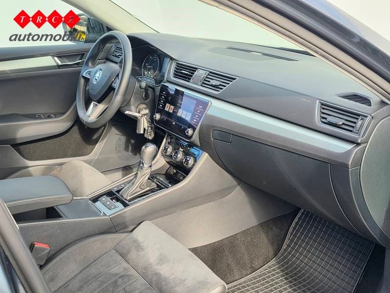 ŠKODA SUPERB 2.0 TDI DSG - 6