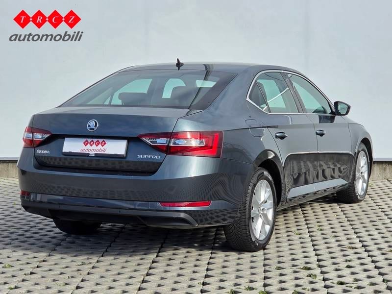 ŠKODA SUPERB 2.0 TDI DSG