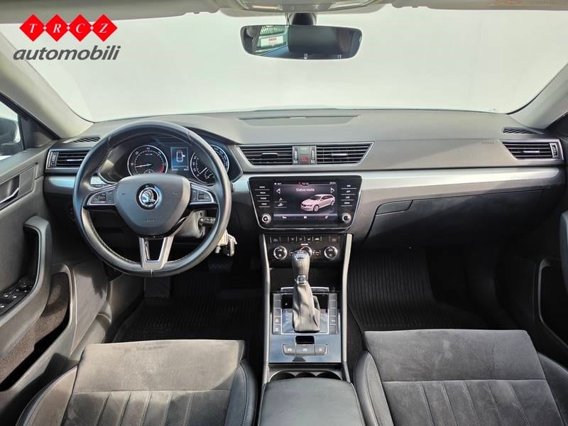 ŠKODA SUPERB COMBI 2.0 TDI DSG - 8