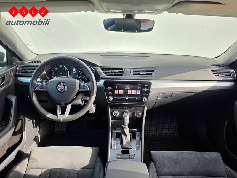 ŠKODA SUPERB 2.0 TDI DSG - 9