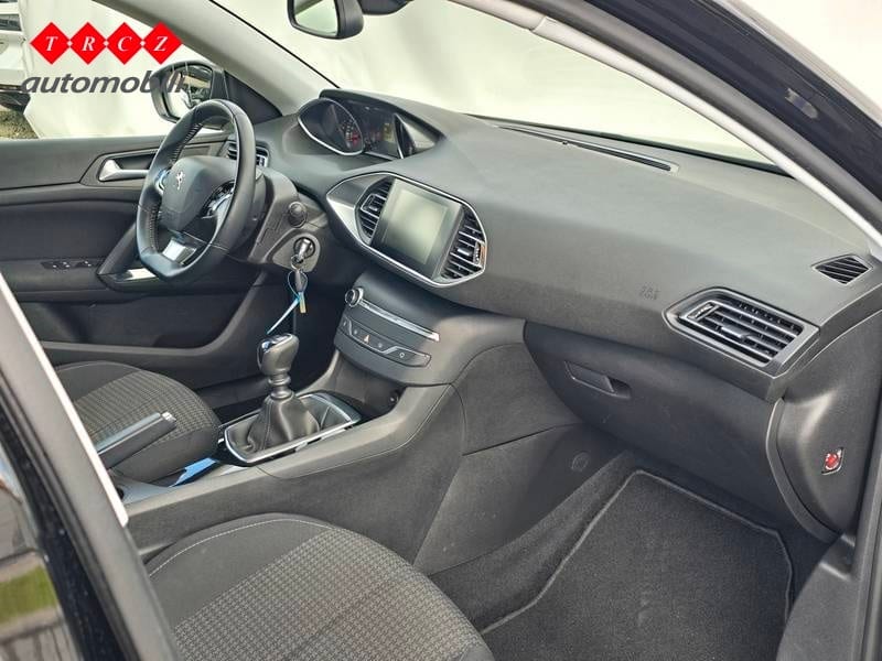 PEUGEOT 308 1.5 HDI - 6