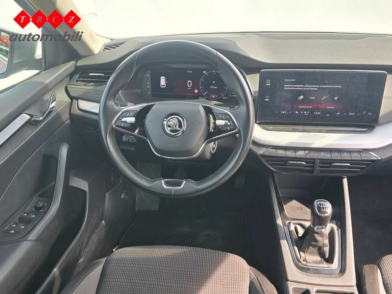 ŠKODA OCTAVIA 2.0 TDI - 9