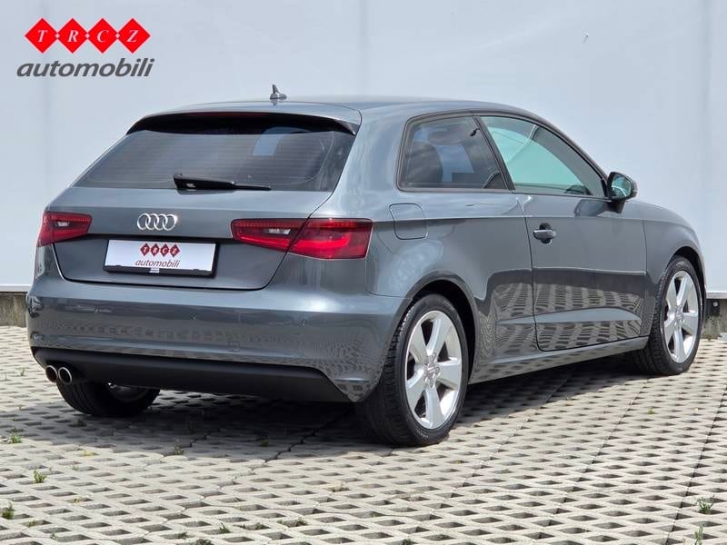 AUDI A3 2.0 TDI - 4