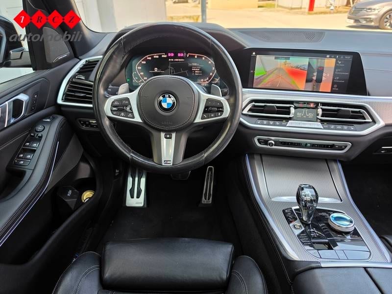 BMW X5 M50i *530ks* - 11