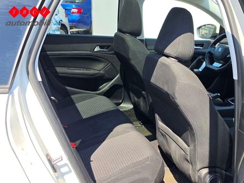 PEUGEOT 308 1.5 HDI