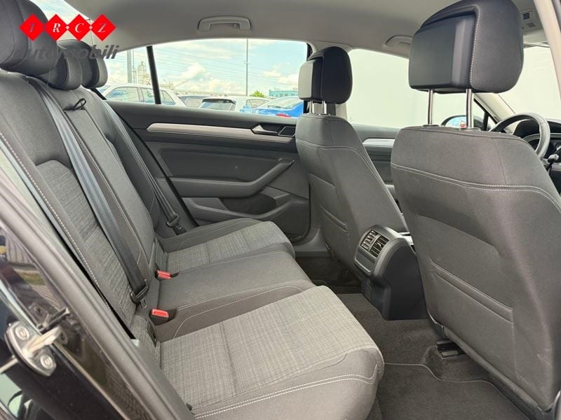 VW PASSAT 2.0 TDI - 5