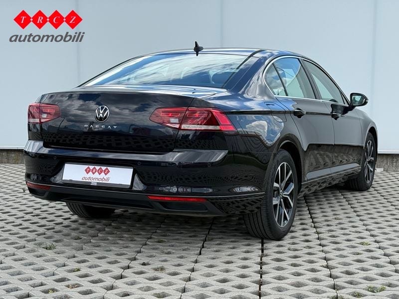 VW PASSAT 2.0 TDI - 4