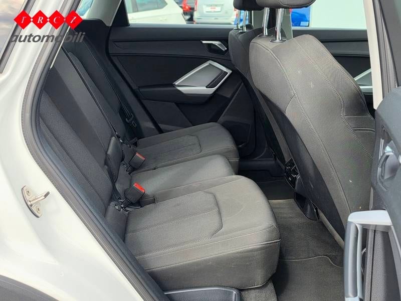 AUDI Q3 45 TSFIe - 5