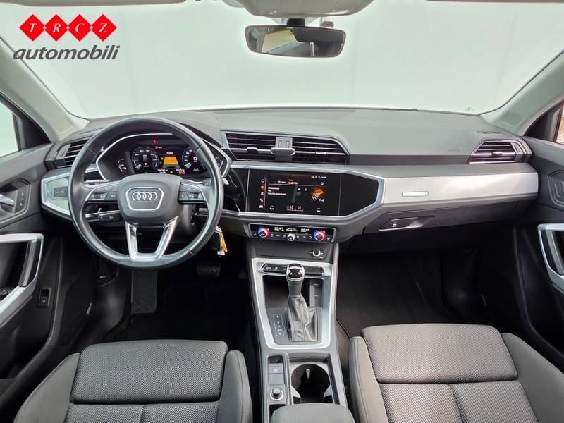 AUDI Q3 45 TSFIe - 8