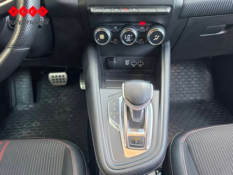 RENAULT CAPTUR R.S. Line E-Tech 145 Hibrid - 11