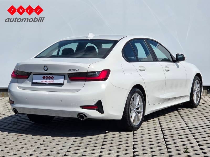 BMW SERIJA 3 318d