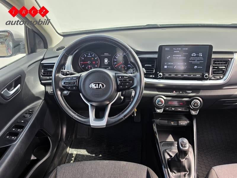 KIA STONIC 1-0 T-GDI - 9