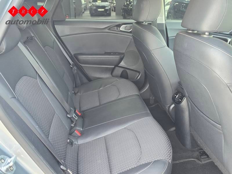 KIA CEED 1.7 CRDI AT - 5