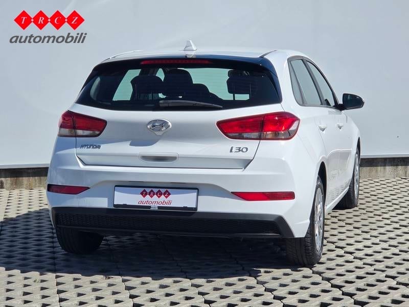 HYUNDAI I30 1.6 CRDI - 3