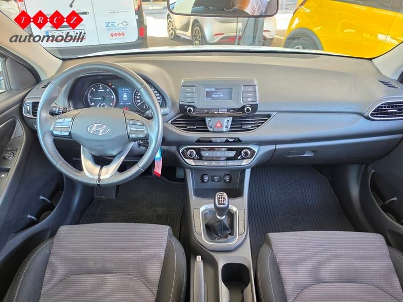 HYUNDAI I30 1.6 CRDI - 8