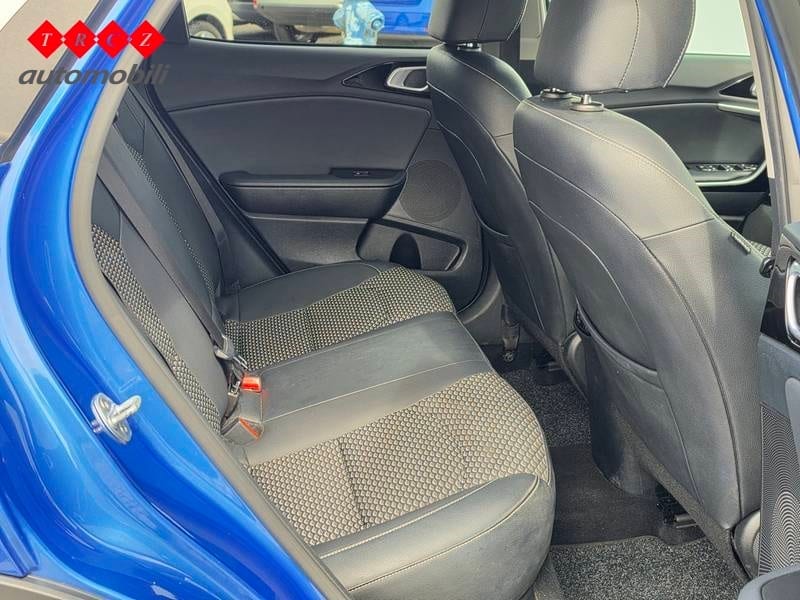 KIA XCEED 1.6 T-GDI AT 200 - 5