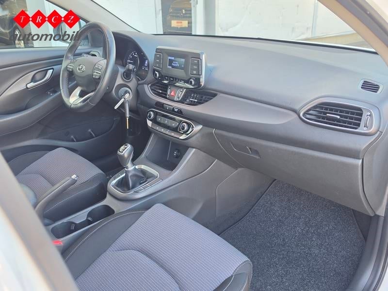 HYUNDAI I30 1.0 TGDI 120 TREND - 6