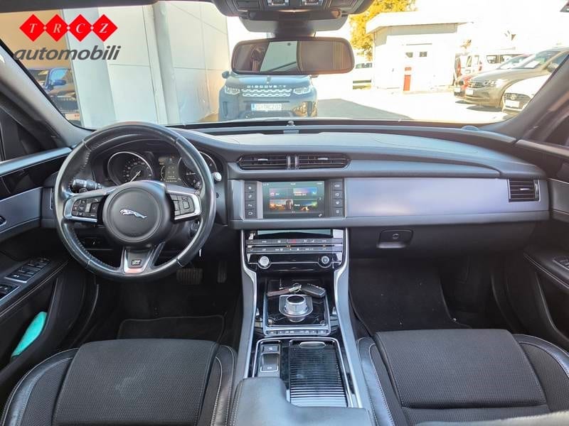 JAGUAR XF 2.0d R sport - 9