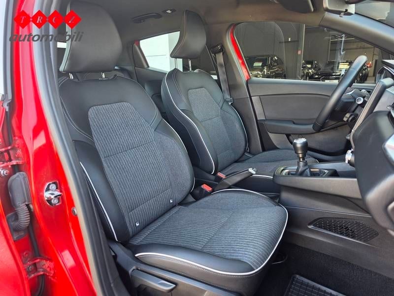 RENAULT CLIO 1.5 DCI INTENS - 7