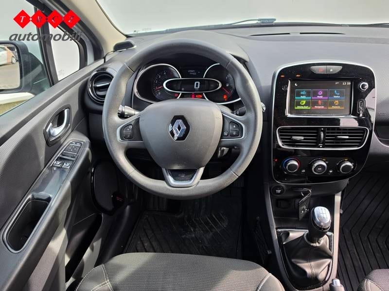 RENAULT CLIO 1.5 DCI - 9