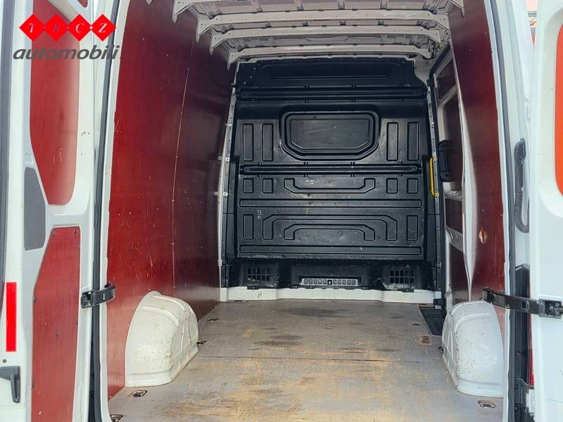 VW CRAFTER 2.0 TDI - 5