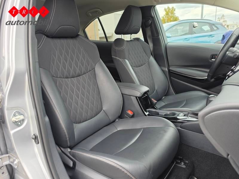 TOYOTA COROLLA 1.5 VVT-IW AT - 7