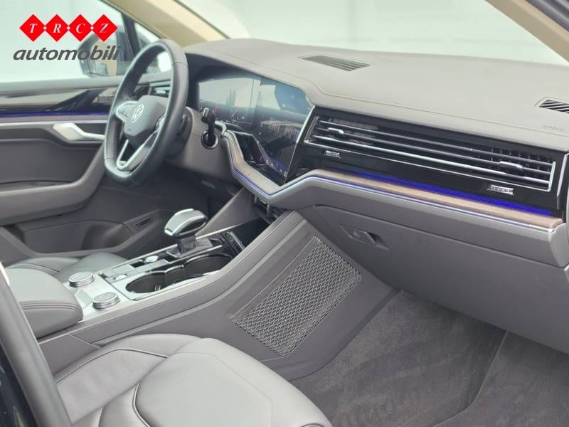 VW TOUAREG 3.0 TDI DSG 4Motion - 6