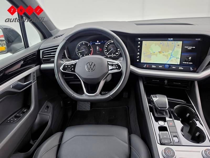 VW TOUAREG 3.0 TDI DSG 4Motion - 9