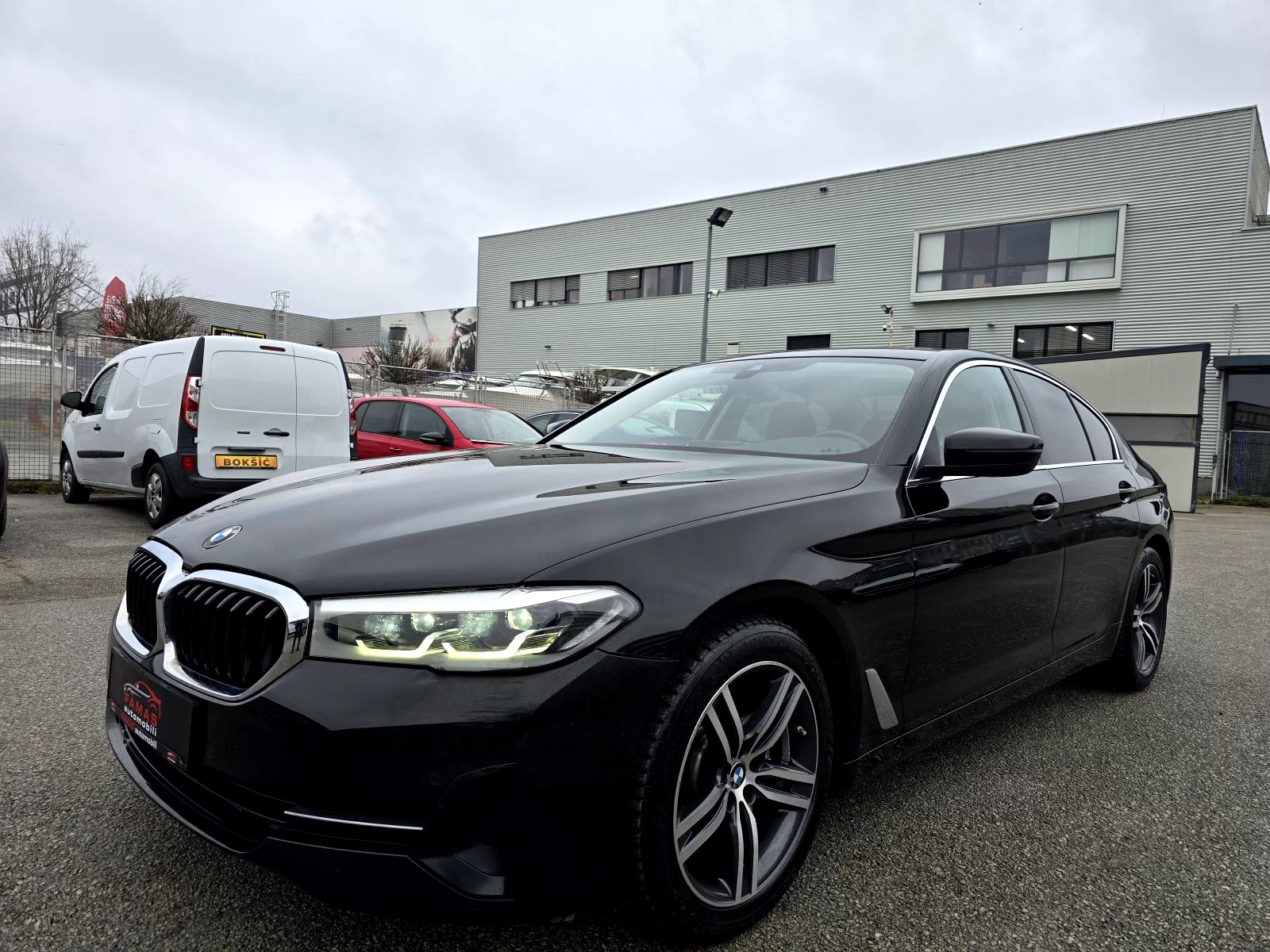 BMW 520D * REDIZAJN MODEL * ODLIČNO STANJE * SERVISNA KNJIGA *