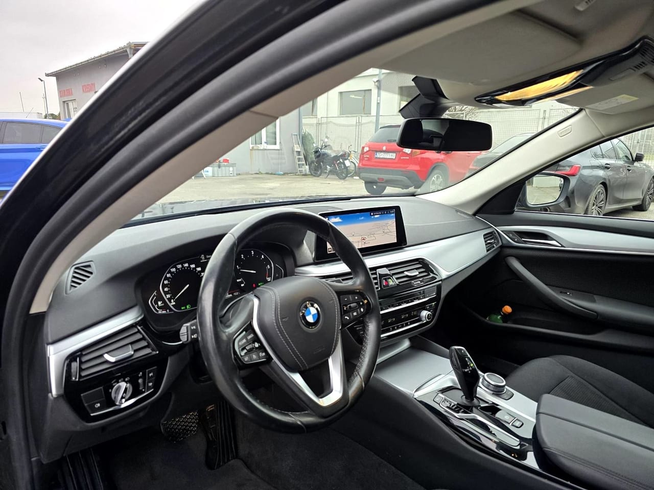 BMW 520D * REDIZAJN MODEL * ODLIČNO STANJE * SERVISNA KNJIGA * - 11
