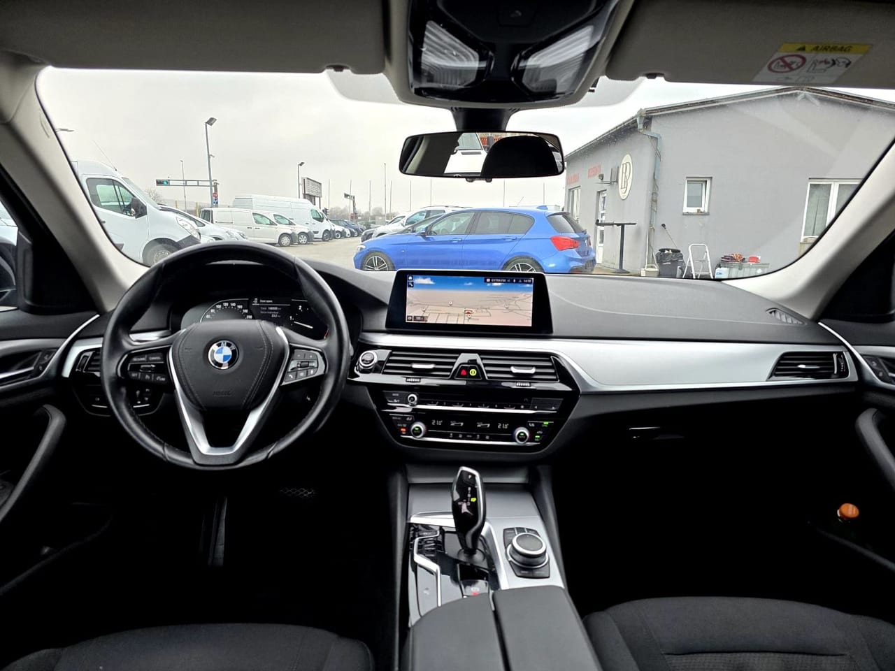 BMW 520D * REDIZAJN MODEL * ODLIČNO STANJE * SERVISNA KNJIGA * - 12