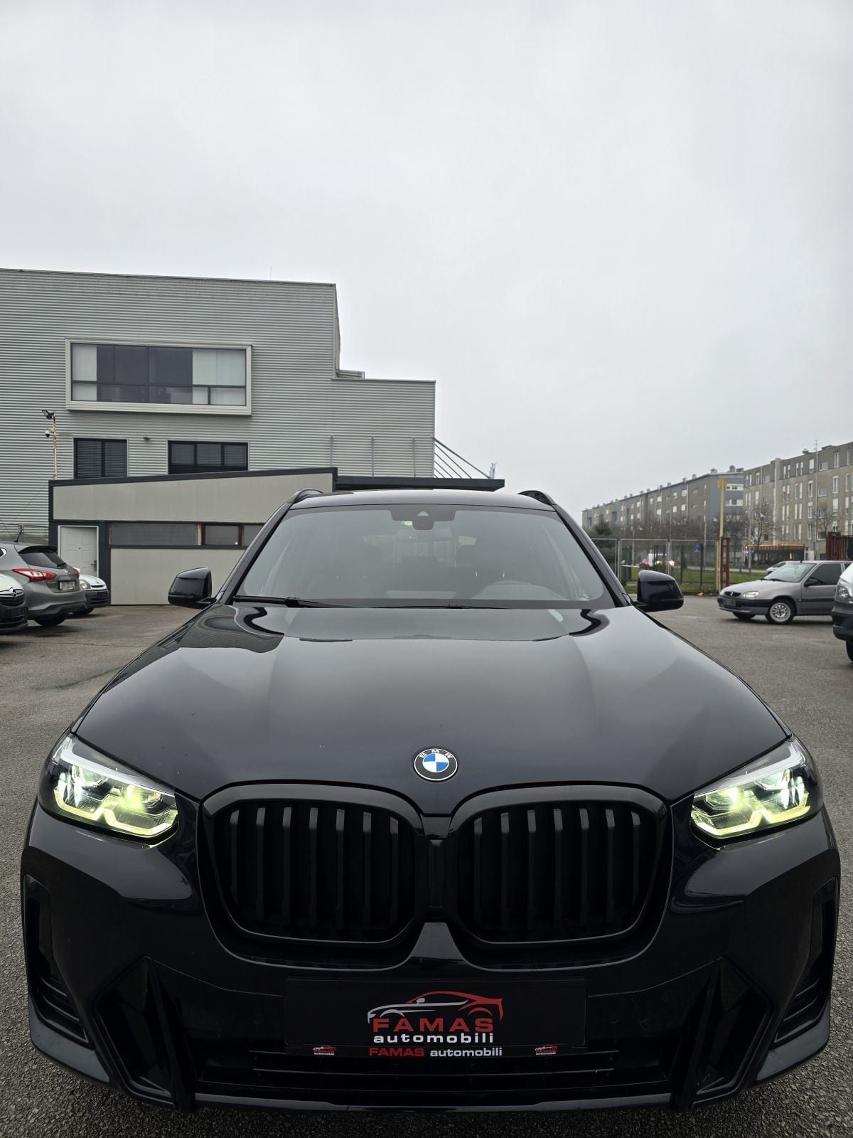 BMW X3 2.0d * M-SPORT PAKET * FACELIFT MODEL * ODLIČNO STANJE *X-DRIVE - 3