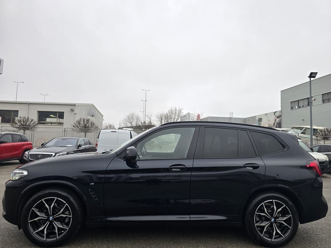 BMW X3 2.0d * M-SPORT PAKET * FACELIFT MODEL * ODLIČNO STANJE *X-DRIVE - 4