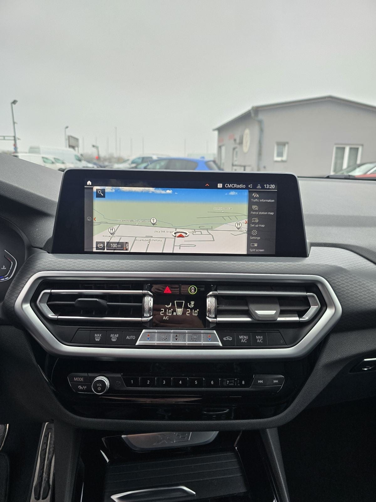 BMW X3 2.0d * M-SPORT PAKET * FACELIFT MODEL * ODLIČNO STANJE *X-DRIVE - 13
