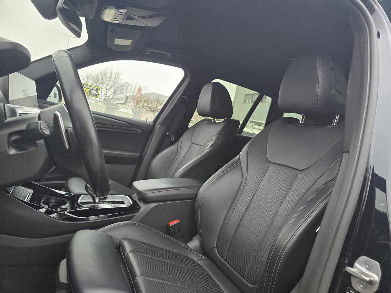 BMW X3 2.0d * M-SPORT PAKET * FACELIFT MODEL * ODLIČNO STANJE *X-DRIVE - 16