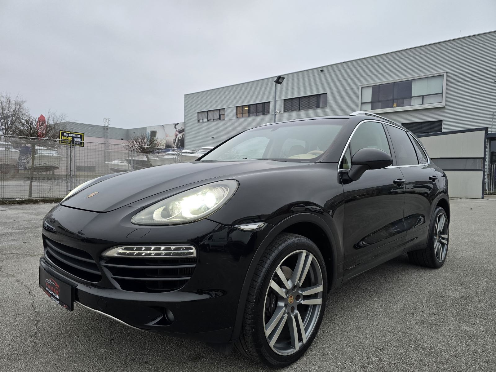 PORSCHE CAYENNE 3.0D * ODLIČNO STANJE * 2011.GODINA * MOGUĆA ZAMJENA *