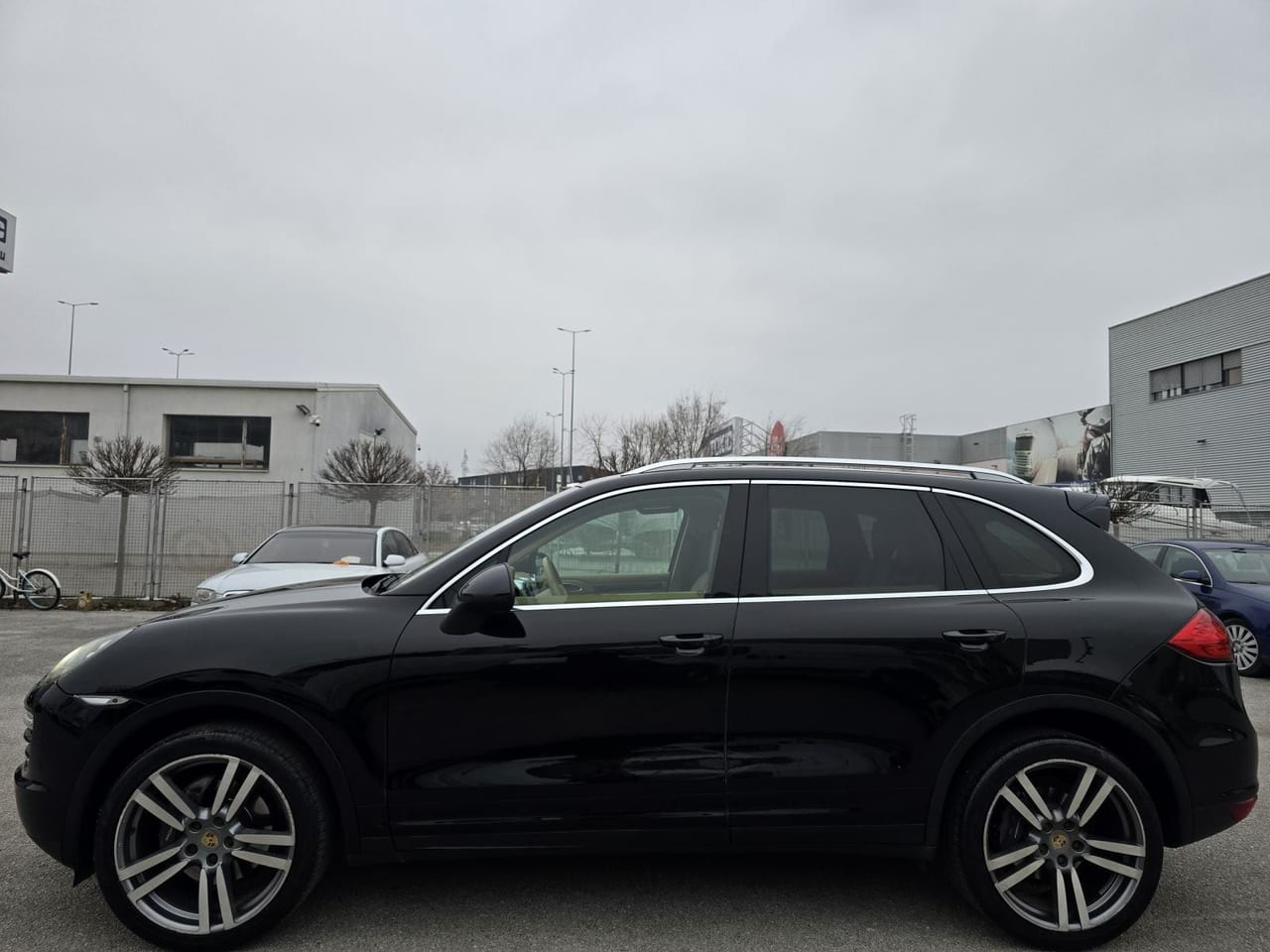 PORSCHE CAYENNE 3.0D * ODLIČNO STANJE * 2011.GODINA * MOGUĆA ZAMJENA * - 3