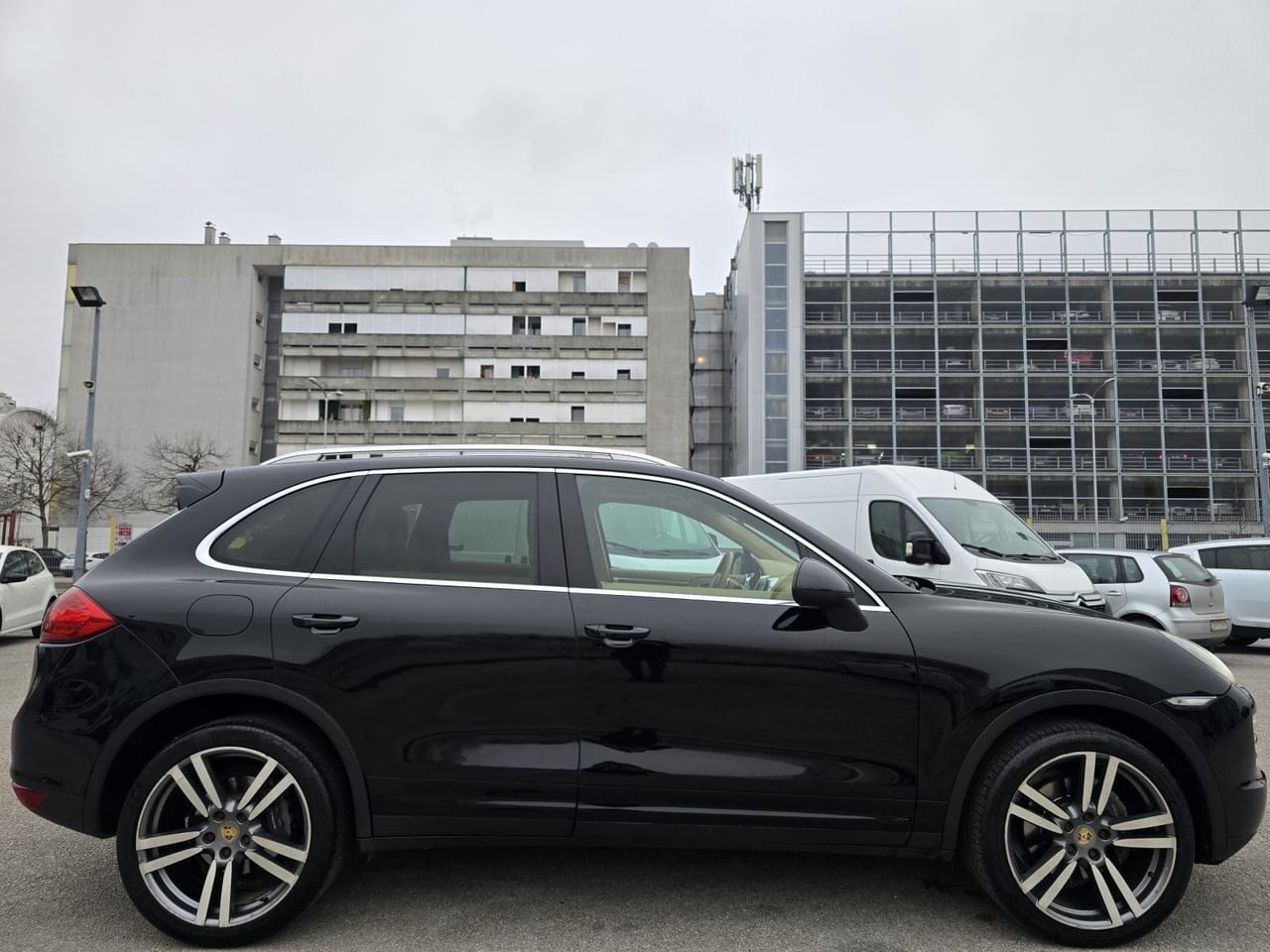 PORSCHE CAYENNE 3.0D * ODLIČNO STANJE * 2011.GODINA * MOGUĆA ZAMJENA * - 6
