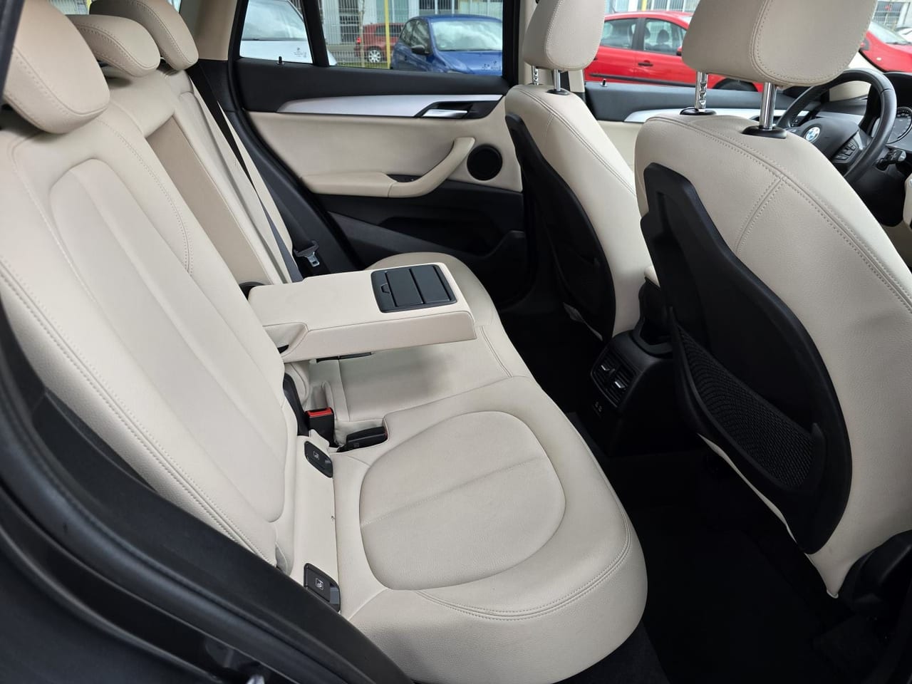 BMW X1 2.0D X-DRIVE * ODLIČNO STANJE * AUTOMATIK * 2020.GOD. * PDV * - 17