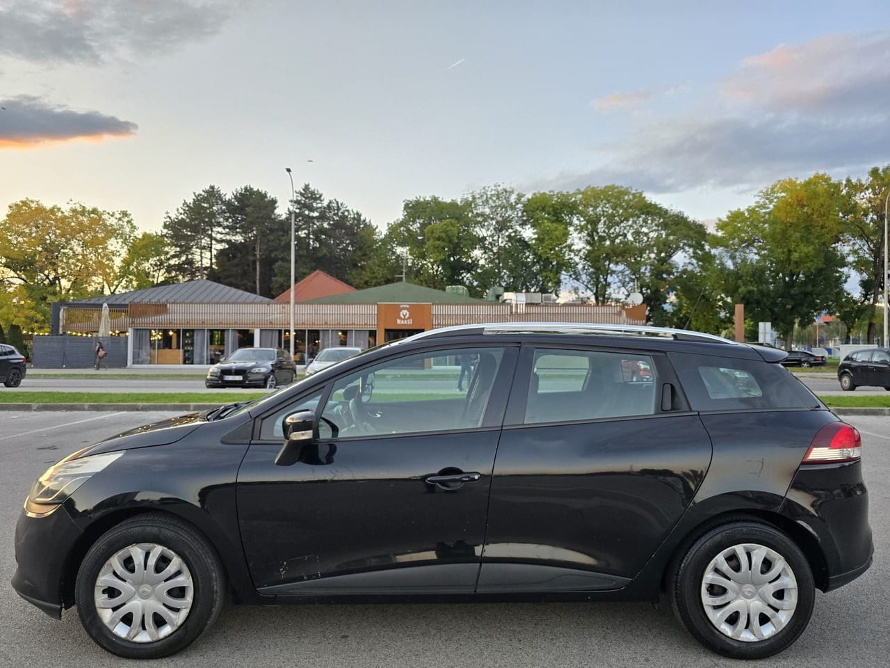 RENAULT CLIO 1.5 DCI * 2015.GODINA * REG.12./2026. * 3399€ * - 3