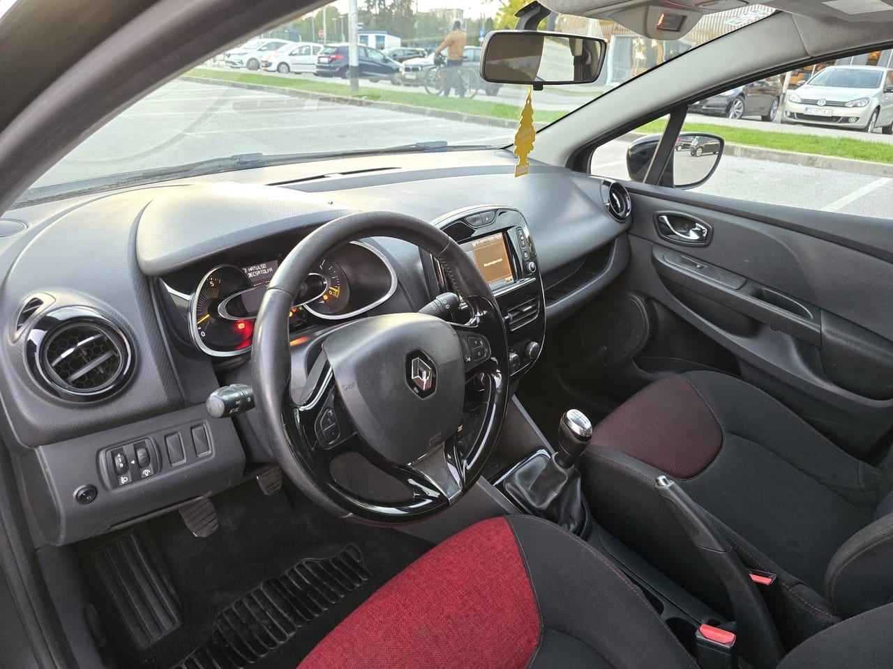 RENAULT CLIO 1.5 DCI * 2015.GODINA * REG.12./2026. * 3399€ * - 8