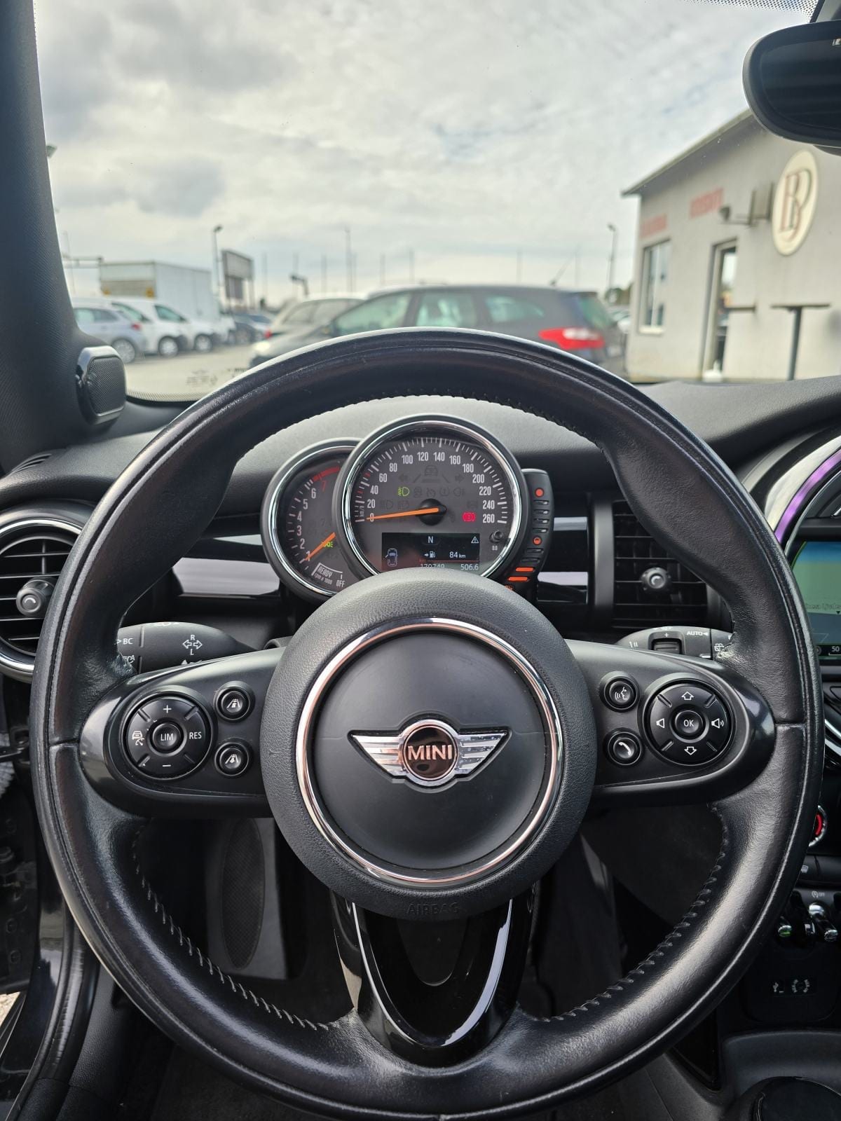 MINI COOPER S 2.0i * FULL OPREMA * ODLIČNO STANJE * REG.GODINU DANA * - 11