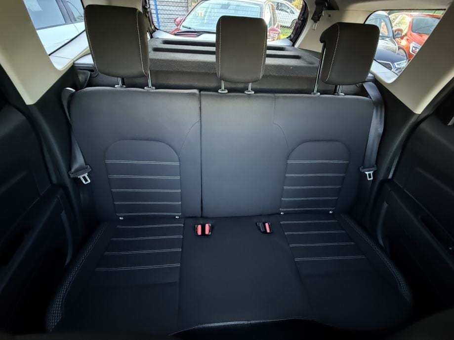 Dacia Duster 1,5 dCi 2019.*Prestige* 360 kamera*Garancija 12 mjeseci*, 2019 god. - 17