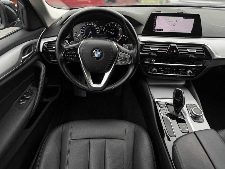 BMW serija 5 520d 2020g. Automatik *Executive* *Garancija 12 mjeseci*, 2020 god. - 13