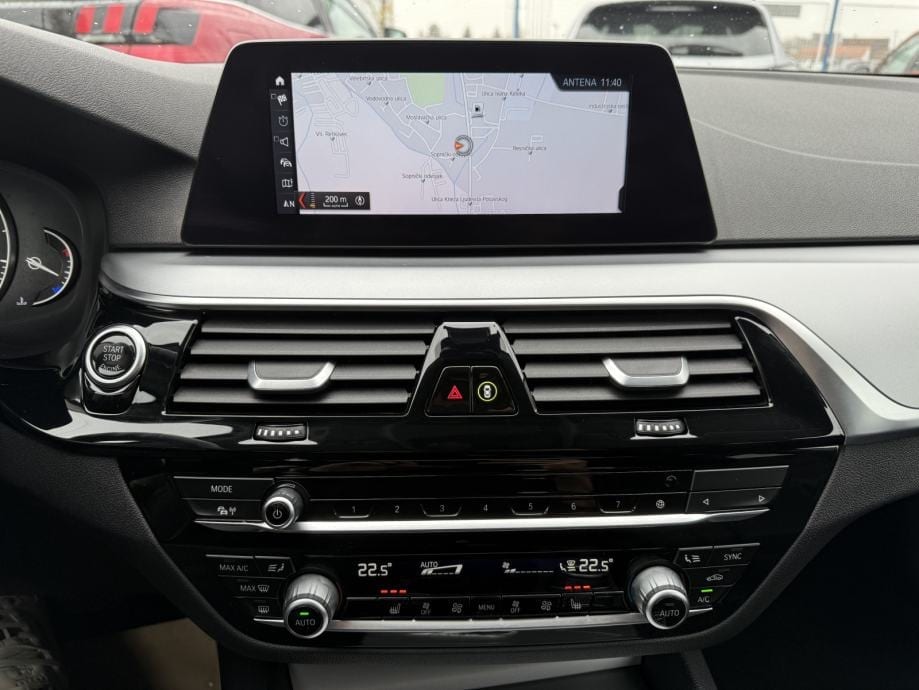 BMW serija 5 520d 2020g. Automatik *Executive* *Garancija 12 mjeseci*, 2020 god. - 18